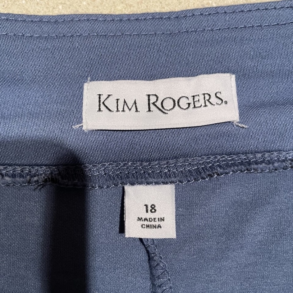 Skort - Picture 3 of 3